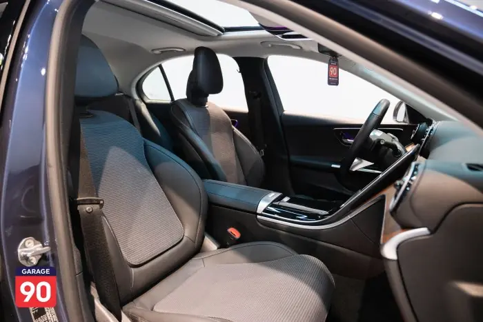 Mercedes-Benz C180 2024 - صورة 16