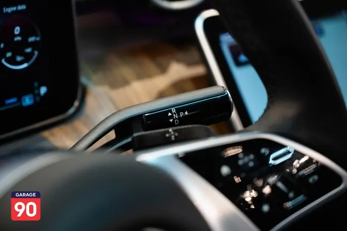 Mercedes-Benz C180 2024 - صورة 13