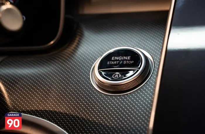 Mercedes-Benz C200 2023 - صورة 13