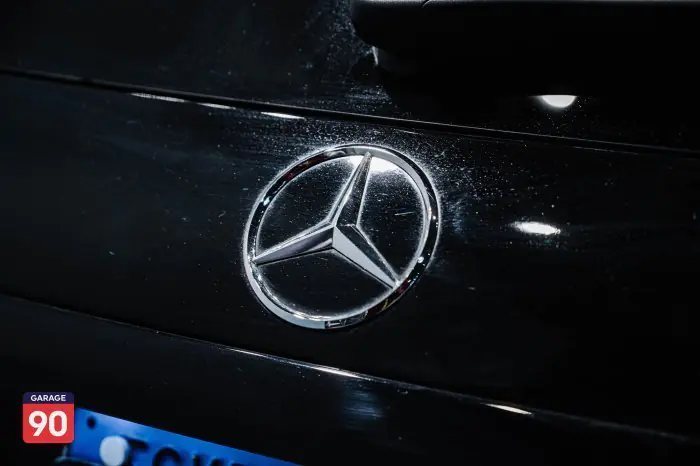 Mercedes-Benz GLC300 2023 - صورة 10