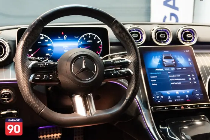 Mercedes-Benz C180 2023 - صورة 7
