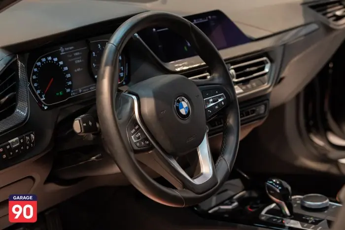 bmw 118i 2021 - صورة 17