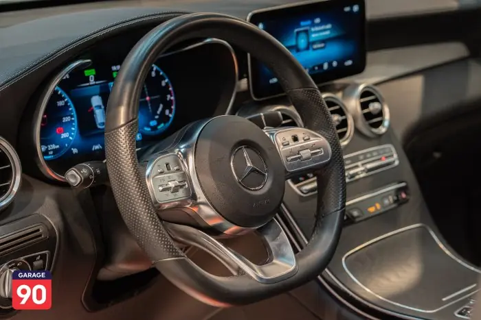 Mercedes-Benz GLC200 2023 - صورة 14