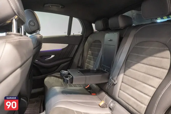 Mercedes-Benz GLC200 2023 - صورة 17