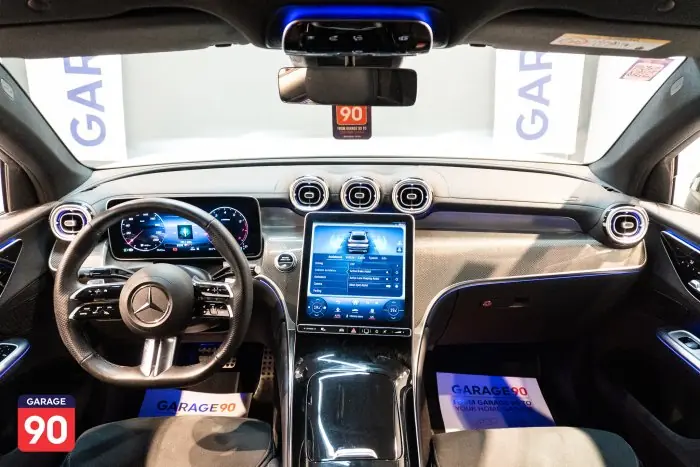 Mercedes-Benz GLC200 2024 - صورة 17