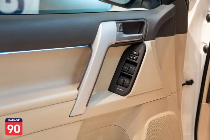 Toyota prado 2023 - صورة 13