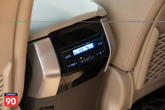 Toyota prado 2023 - صورة 15