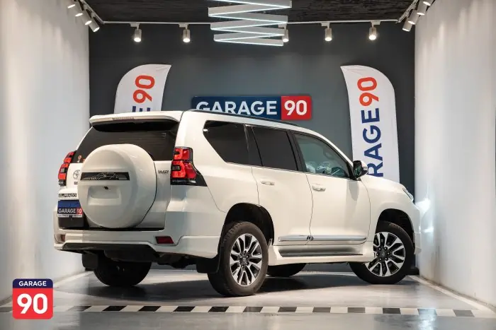Toyota prado 2023 - صورة 6