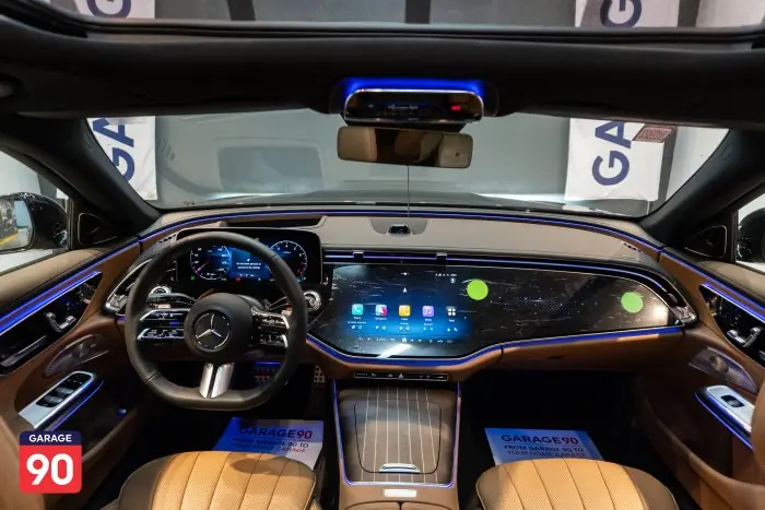 Mercedes-Benz E200 2024 - صورة 17