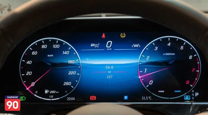 Mercedes-Benz E200 2024 - صورة 13