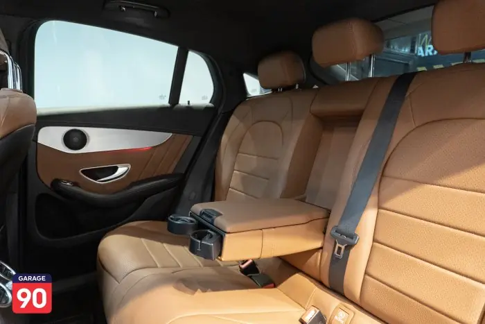 Mercedes-Benz GLC300 2022 - صورة 16