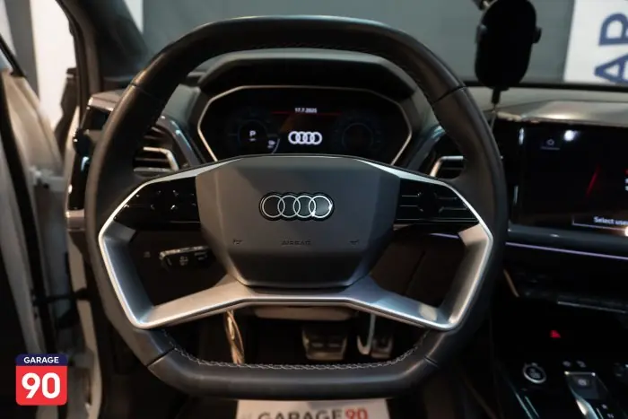 Audi Q4 2024 - صورة 11