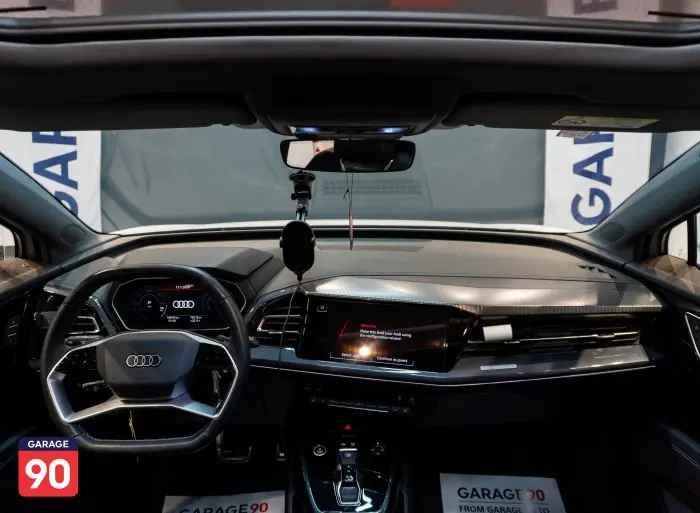 Audi Q4 2024 - صورة 12