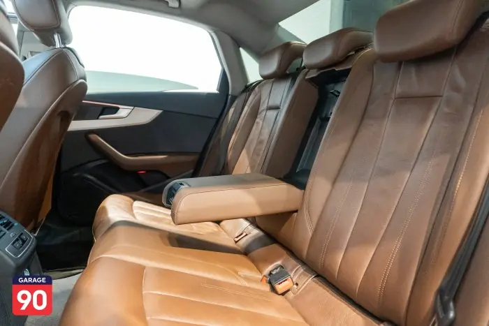 Audi A4 2019 - صورة 18