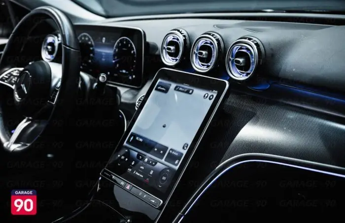 Mercedes-Benz C180 2022 - صورة 10