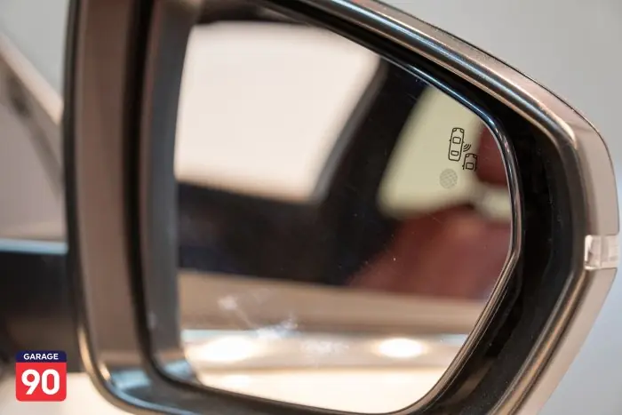 Peugeot 3008 2023 - صورة 9
