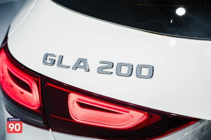 Mercedes-Benz GLA200 2023 - صورة 10