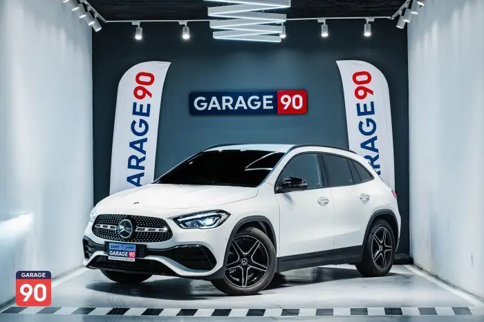 Mercedes-Benz GLA200 2023 - صورة 2