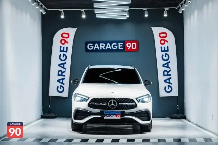 Mercedes-Benz GLA200 2023