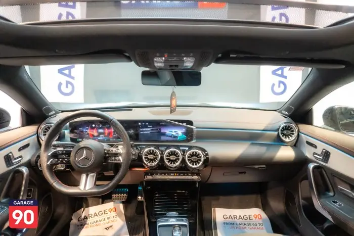 Mercedes-Benz CLA200 2024 - صورة 16