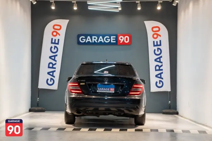 Mercedes-Benz C180 2014 - صورة 4