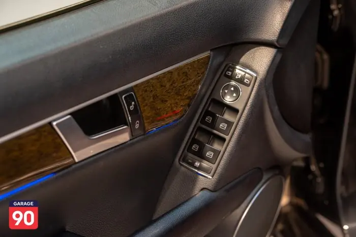 Mercedes-Benz C180 2014 - صورة 13