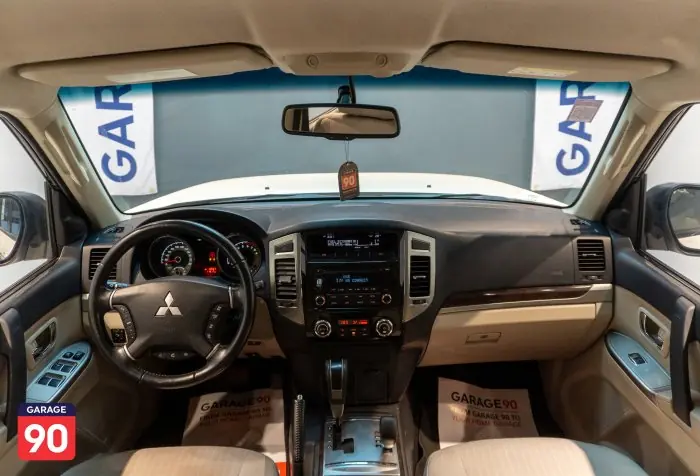 Mitsubishi Pajero 2022 - صورة 11
