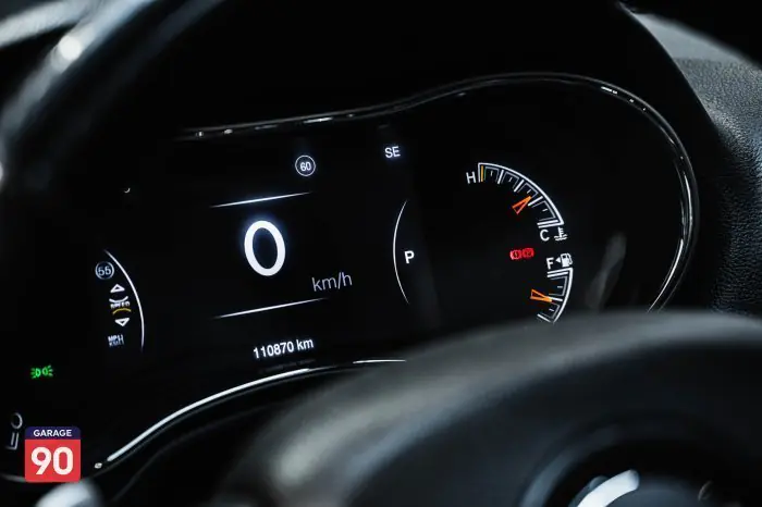 Jeep Grand Cherokee 2016 - صورة 12