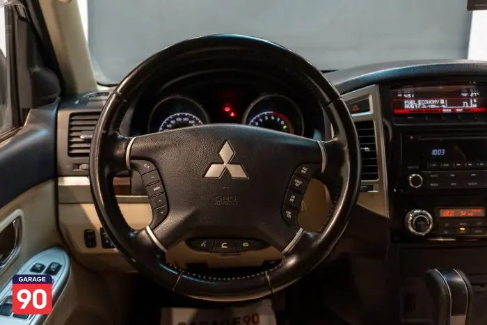Mitsubishi Pajero 2022 - صورة 16