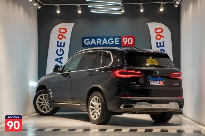 bmw X5 2020 - صورة 5