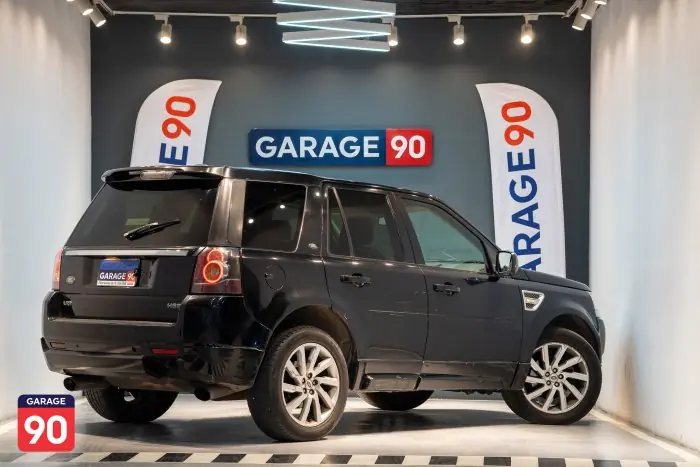 Land Rover 250 2014 - صورة 6