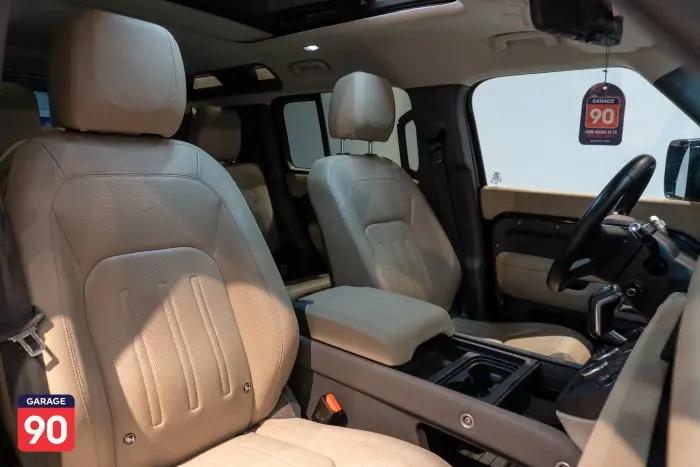 Land Rover Defender 2021 - صورة 12