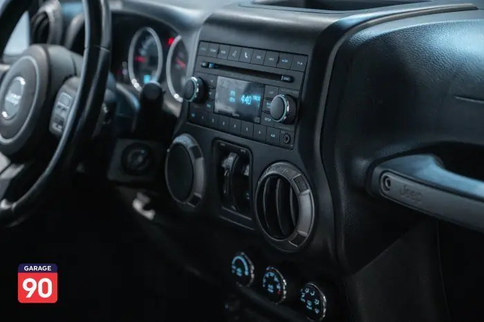Jeep Wrangler 2013 - صورة 13