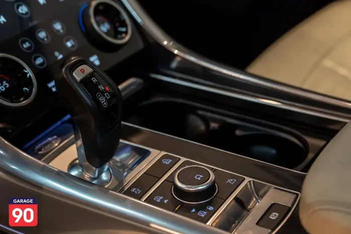 Land Rover Sport 2019 - صورة 13