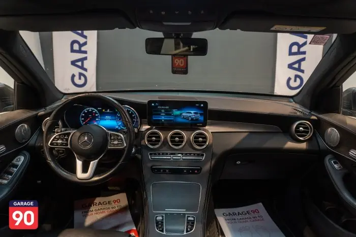 Mercedes-Benz GLC200 2020 - صورة 9