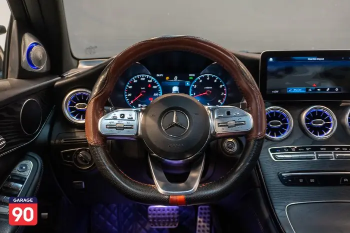 Mercedes-Benz GLC300 2020 - صورة 10