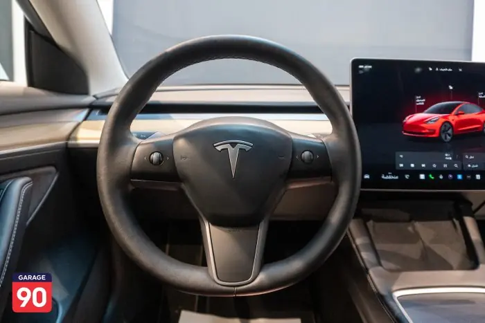 Tesla Model 3 2023 - صورة 9