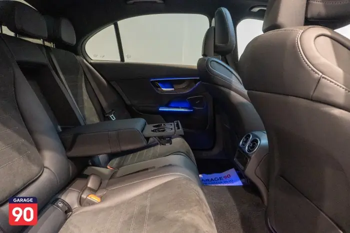 Mercedes-Benz C180 2025 - صورة 12