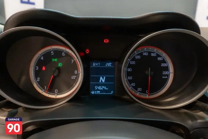 suzuki swift 2022 - صورة 10