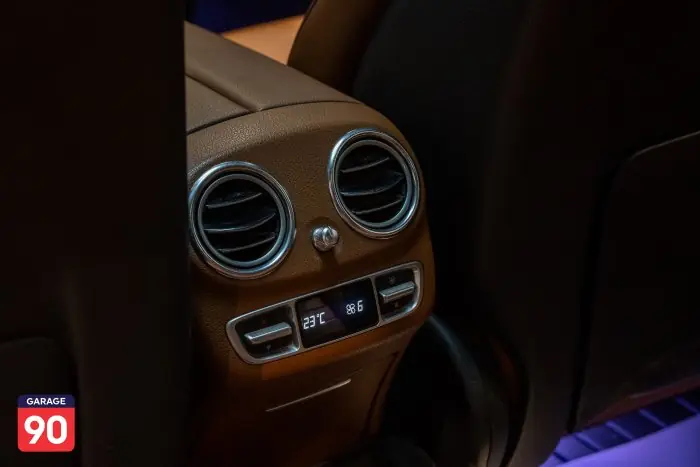 Mercedes-Benz E300 2017 - صورة 16