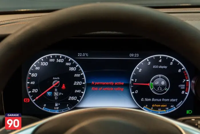 Mercedes-Benz E300 2017 - صورة 11