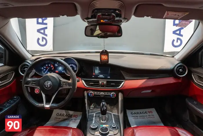 Alfa Romeo Giulia 2020 - صورة 8