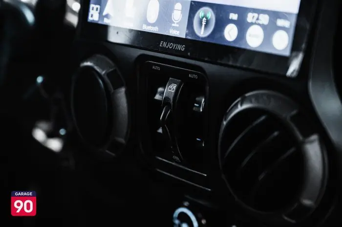 Jeep Wrangler 2015 - صورة 14