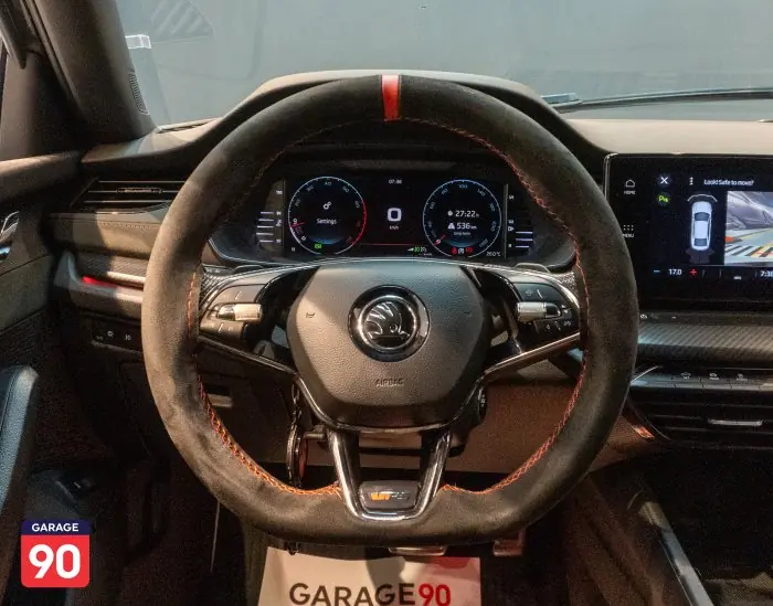 Skoda Octavia 2022 - صورة 9