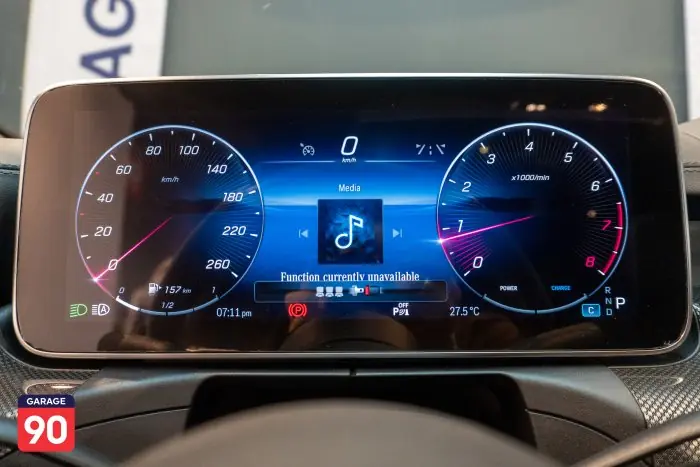 Mercedes-Benz C180 2024 - صورة 12
