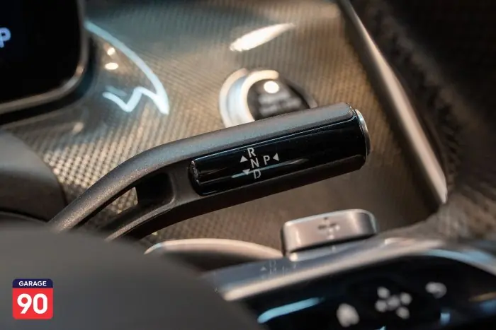 Mercedes-Benz C180 2024 - صورة 15