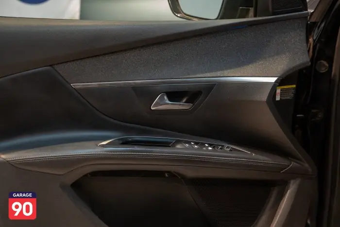 Peugeot 5008 2020 - صورة 17