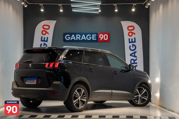 Peugeot 5008 2020 - صورة 5