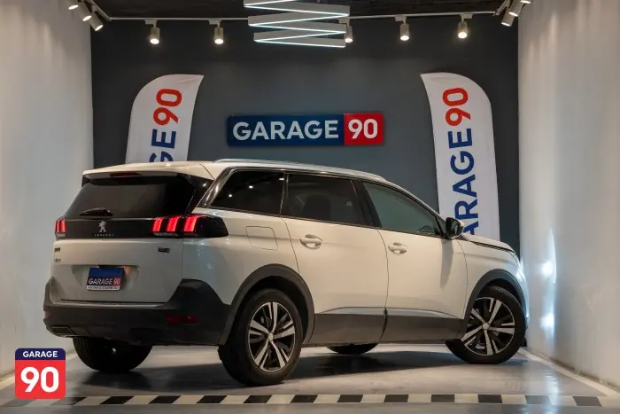 Peugeot 5008 2020 - صورة 6