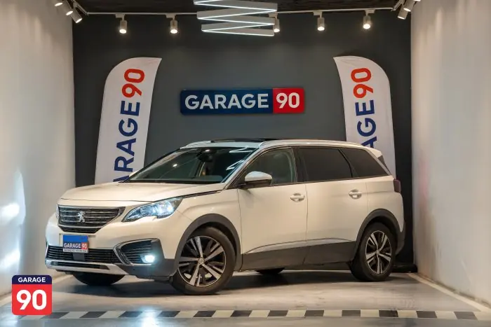 Peugeot 5008 2020 - صورة 2